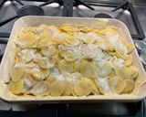 Une image de l'étape 12 de Gratin acidulé de pommes de terre au lard et blettes.