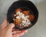 A picture of step 2 of Oats-Choco Lava Muffins.