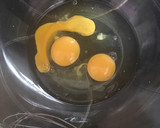 Foto del paso 3 de la receta: Bizcocho de peras caramelizadas al ron (con harina de maíz)