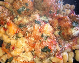 Foto del paso 6 de la receta: Fideos codito con albóndigas😋