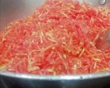 A picture of step 1 of Carrots Halwa with Raisins.