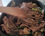 Foto langkah ke 2 dari resep Slice Beef Saori Teriyaki.