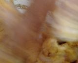 A picture of step 4 of Pyaaz pakode.