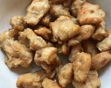 รูปขั้นตอนการทำที่ 1 ของ ไก่ผัดเม็ดมะม่วง