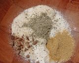 Foto del paso 2 de la receta: Tubos de calamar rellenos en salsa de tomate con arroz blanco