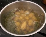 A picture of step 3 of Jacket potatoes with chicken.