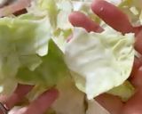 A picture of step 1 of Spicy Szechuan Stir-Fried Cabbage.