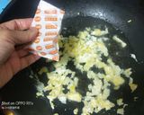 辣炒排骨雞麵的食譜步驟4照片