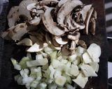 Foto langkah ke 1 dari resep Martabak tortilla jamur.