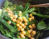 Foto del paso 8 de la receta: Porrilla de garbanzos y espinacas
