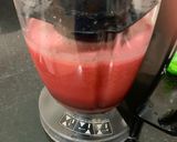 A picture of step 3 of Fresh Watermelon and mint juice.