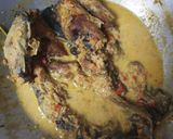 Foto langkah ke 5 dari resep Lele Kuah Pedas.