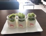 Hình bước làm 1 của món Sữa chua nhà làm