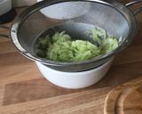 A picture of step 4 of Tzatziki.