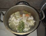 Foto langkah ke 3 dari resep Sayur bening daun kelor.
