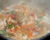 Foto del paso 4 de la receta Pulpo con champiñones y gambas