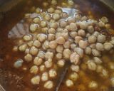 A picture of step 5 of Chickpea masala.