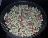Foto del paso 6 de la receta: Habas baby con cebolla y jamón de la Brigada Espartana