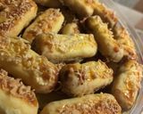 Foto langkah ke 4 dari resep Kastengels Renyah Hemat (no eggs, no butter, no edam).