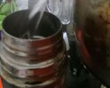 Foto del paso 3 de la receta: Como preparar y cebar el mate en 3 simples pasos