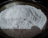 A picture of step 4 of Traditional Bhapa Pithe.