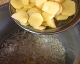 A picture of step 1 of Bhindhi with tali hui sabz mirchain and thandi lassi.