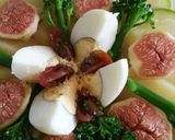 Foto del paso 10 de la receta Ensalada de patata, calabacín, bimi y brevas