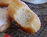 Foto langkah ke 7 dari resep Donat maizena menul.