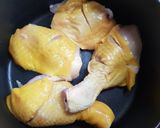 รูปขั้นตอนการทำที่ 1 ของ ก๋วยเตี๋ยวไก่มะระ