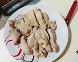 A picture of step 5 of Chicken Pho with Instant Seasoning Cubes.
