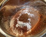 Foto langkah ke 1 dari resep Cake Coklat Padat.