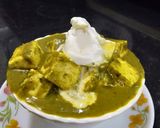 A picture of step 16 of Palak paneer.