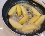 Foto del paso 7 de la receta: Solomillo guisado al aroma de albahaca con patatas sauté