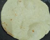 A picture of step 3 of Shawarma sandwich....