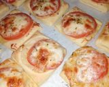 Pas rețetă Foietaj cu roșii și mozzarella 2 fotografie