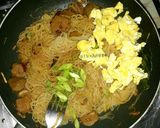 Foto langkah ke 5 dari resep Soun Goreng Kampung.