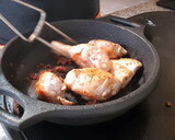 Foto del paso 7 de la receta: Pollo en salsa de cebolla