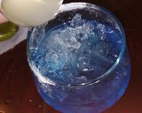 Foto del paso 4 de la receta: Blue margarita (bebida)