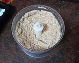 Foto del paso 1 de la receta: Trufas de turrón, nueces y queso Philadelphia
