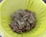Foto del paso 1 de la receta: Gulash o estofado checo a mí modo