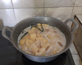 Foto langkah ke 4 dari resep Kolak Singkong Kolang-Kaling.