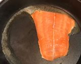 صورة لخطوة 2 من وصفة سالمون مشوي بالكريمة و السبانخ - Roasted Salmon with Cream and Spinach 🌟