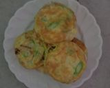Foto langkah ke 3 dari resep Dadar buncis imut.