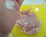 Foto del paso 3 de la receta: Sánguche/Sándwich de pollo al limón con papas fritas