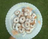 Foto langkah ke 5 dari resep Donat Labu Kuning.