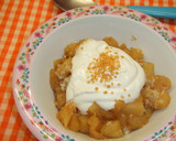 Foto del paso 3 de la receta: Compota de manzana con zumos, almendra y crema chantilly