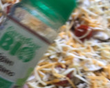 Foto del paso 4 de la receta: Pizza cuadrada con champiñones, cherrys, y 4 quesos