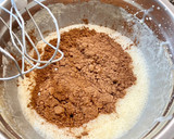 Foto del paso 5 de la receta: Pastel de chocolate y pera caramelizada al ron