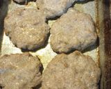 A picture of step 2 of Apricot Bacon Jam on Ground Pork Sandwiches.
