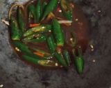 Foto langkah ke 3 dari resep Telur kecap pedes.